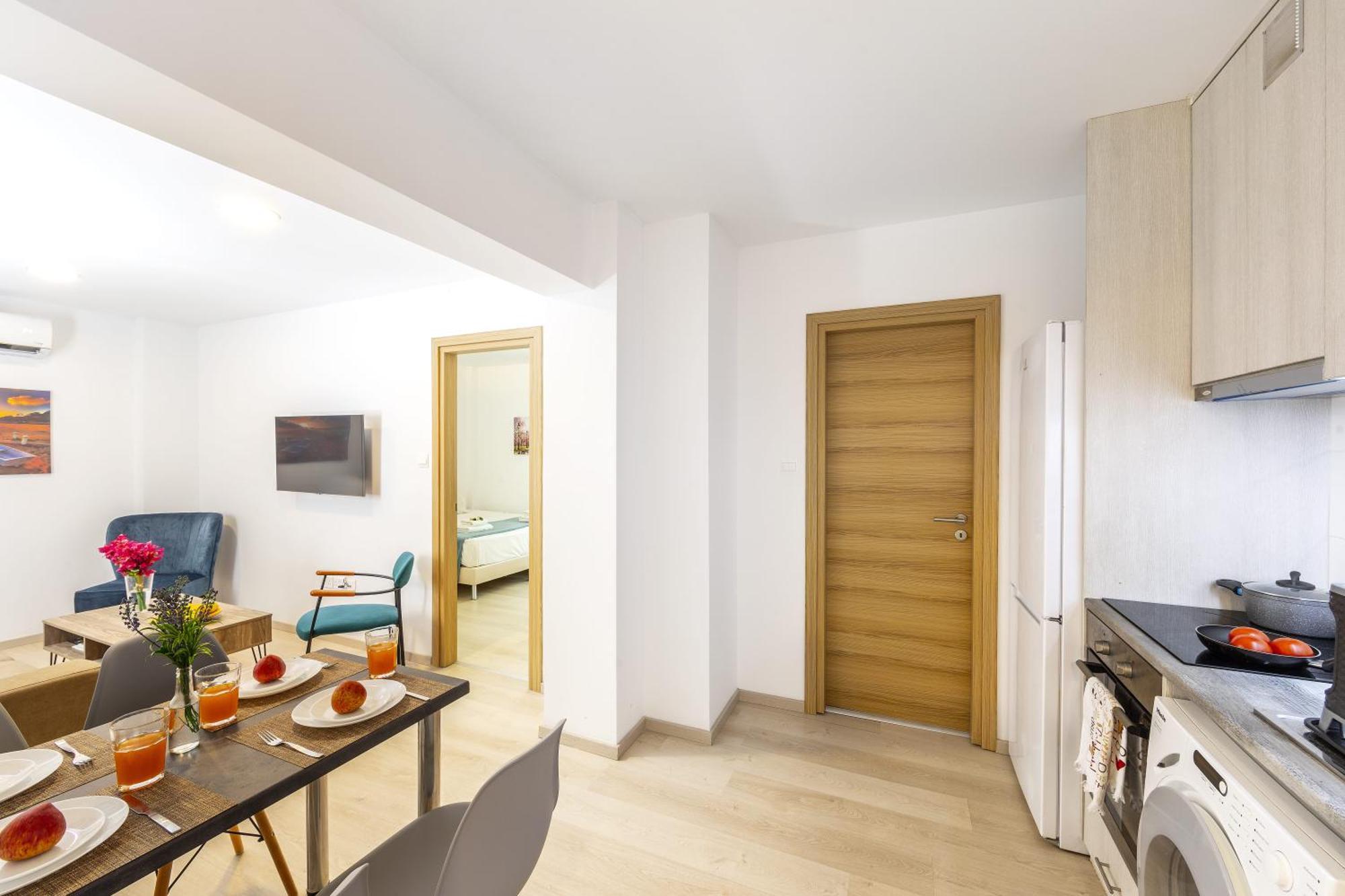 C-Premium apartments Larnaka Exterior foto