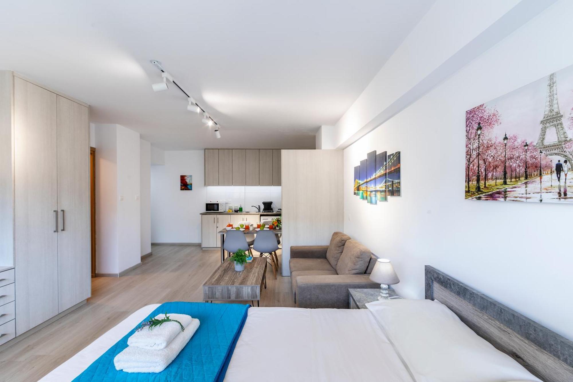 C-Premium apartments Larnaka Exterior foto